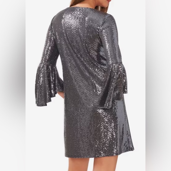 Vince Camuto silver Dress with sleeves - Picture 4 of 6